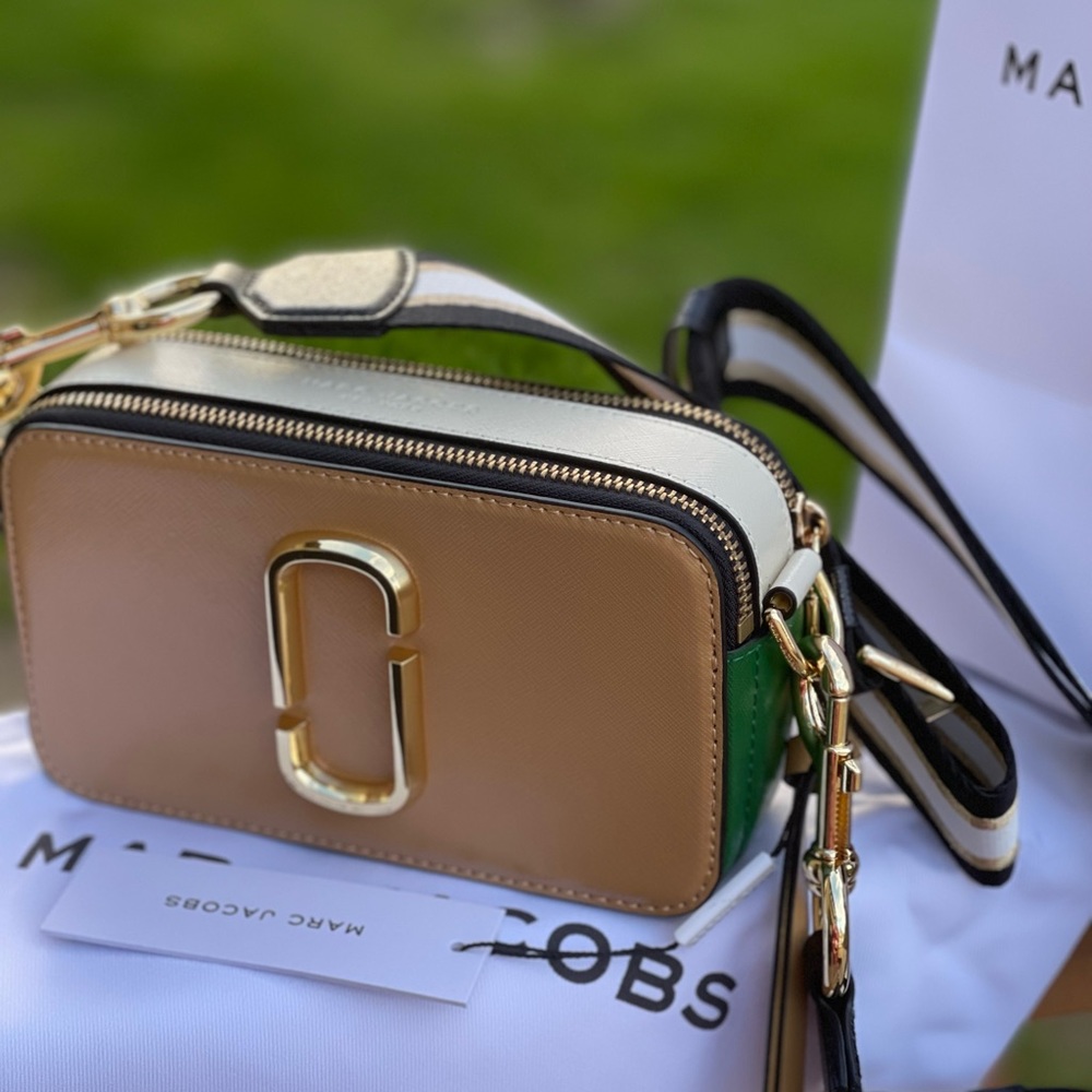 NWT Marc Jacobs Sandcastle multi Snapshot Leather Shoulder Bag